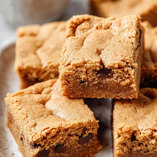 Easy Peanut Butter Cookie Bars Recipe