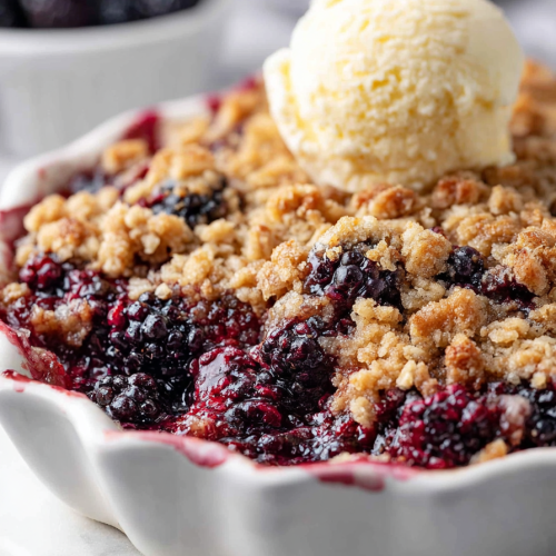 Easy Blackberry Crisp Recipe