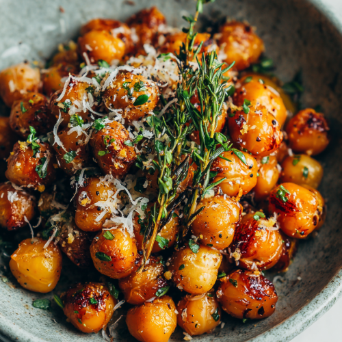 Easy Vegan Garlic Chickpea Dinner